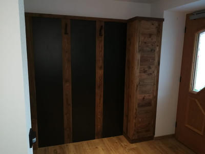 Garderobe Bild 1