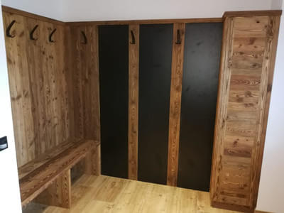 Garderobe Bild 1